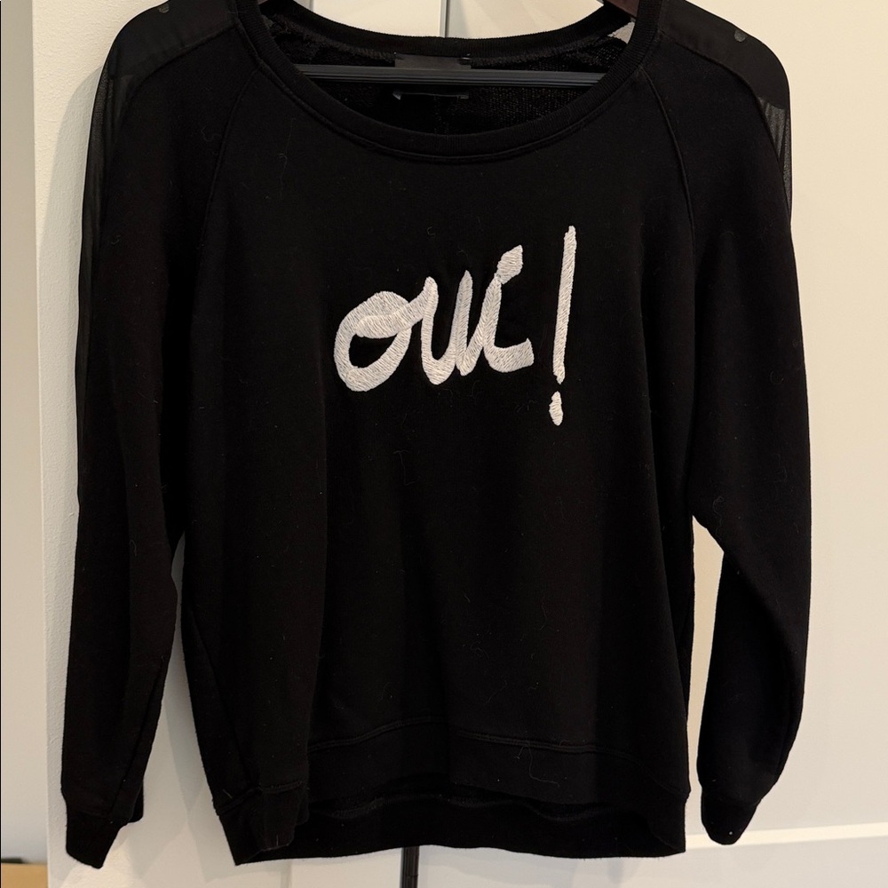 Chic Black Sweater With White Script - image 4